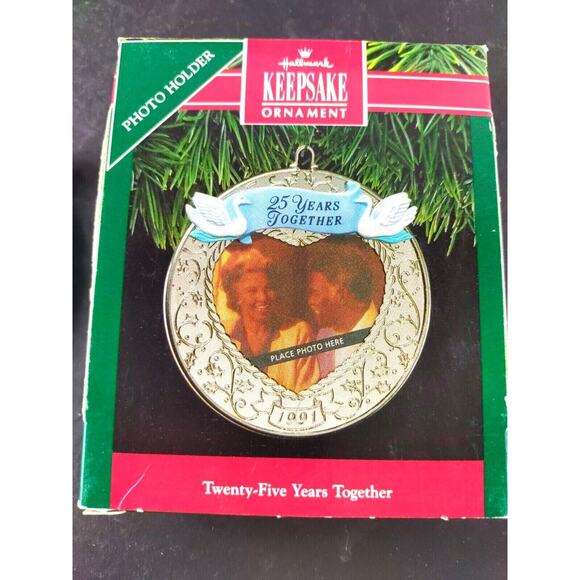 Hallmark Keepsake Ornament Twenty Five Years Together Photo Holder 1991 - Picture 3 of 6